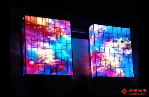 联曼光电江西玻璃幕墙LED贴膜屏案例应用